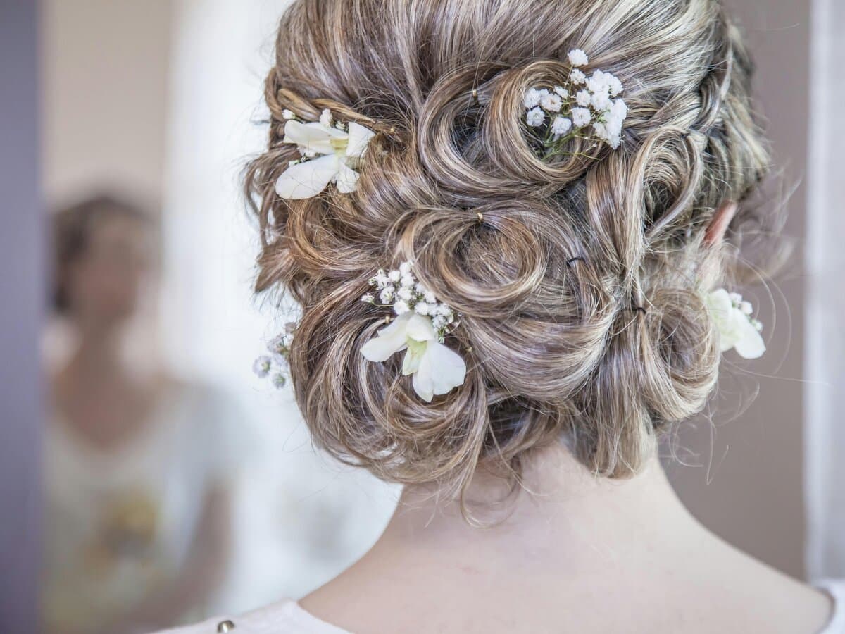 Coafor & Styling - programări online pe Glamingo